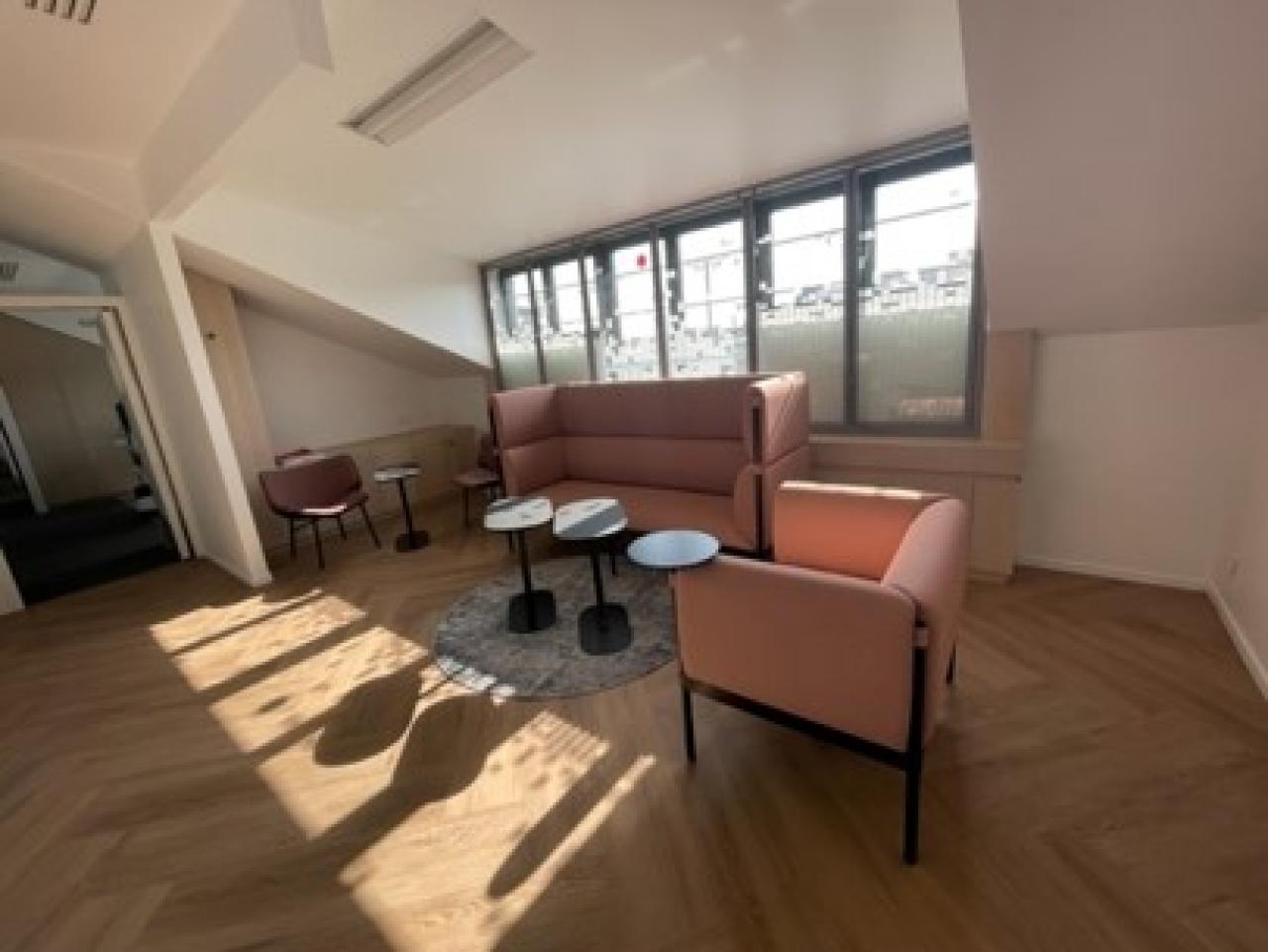 Bureau Paris 767m² Location bureau Paris OLBUR2426313 16